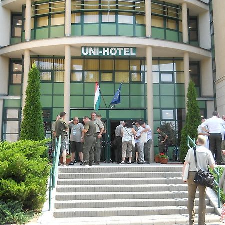 Uni-Hotel Diakotthon Мишкольц Экстерьер фото